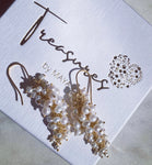 A love bunch long Pearl earrings!
